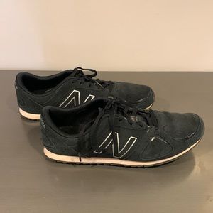 New Balance women’s 555 retro sneaker